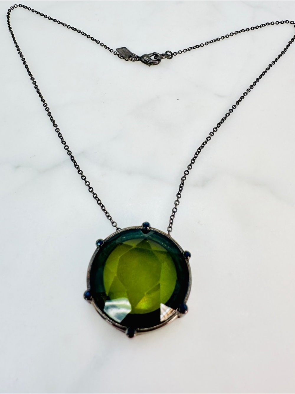 Round Faceted Olive Green Pendant Necklace Liz & Co Gunmetal Chain Signed Bold